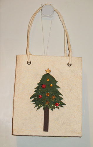 Подарочная сумочка с нарядной ёлочкой