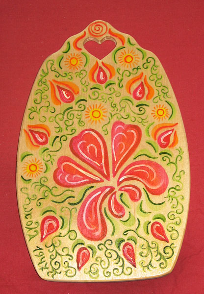   - Расписная доска «Красные лепестки»